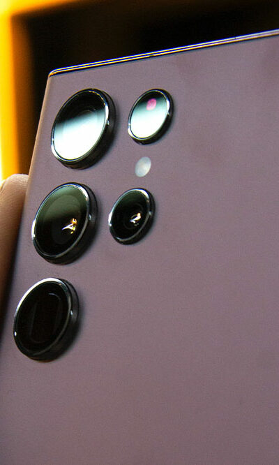 Get the new Samsung Galaxy S22 with AT&T offers