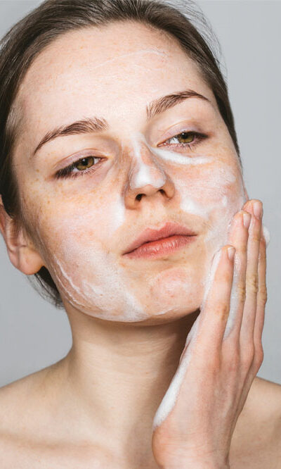 5 bad habits that lead to poor skin