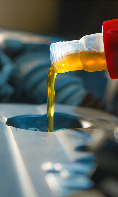 Avoid these 5 mistakes while replacing engine oil