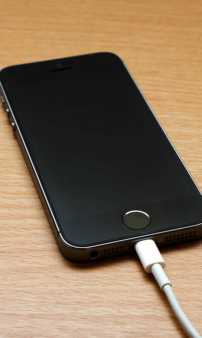 9 common smartphone charging mistakes to avoid